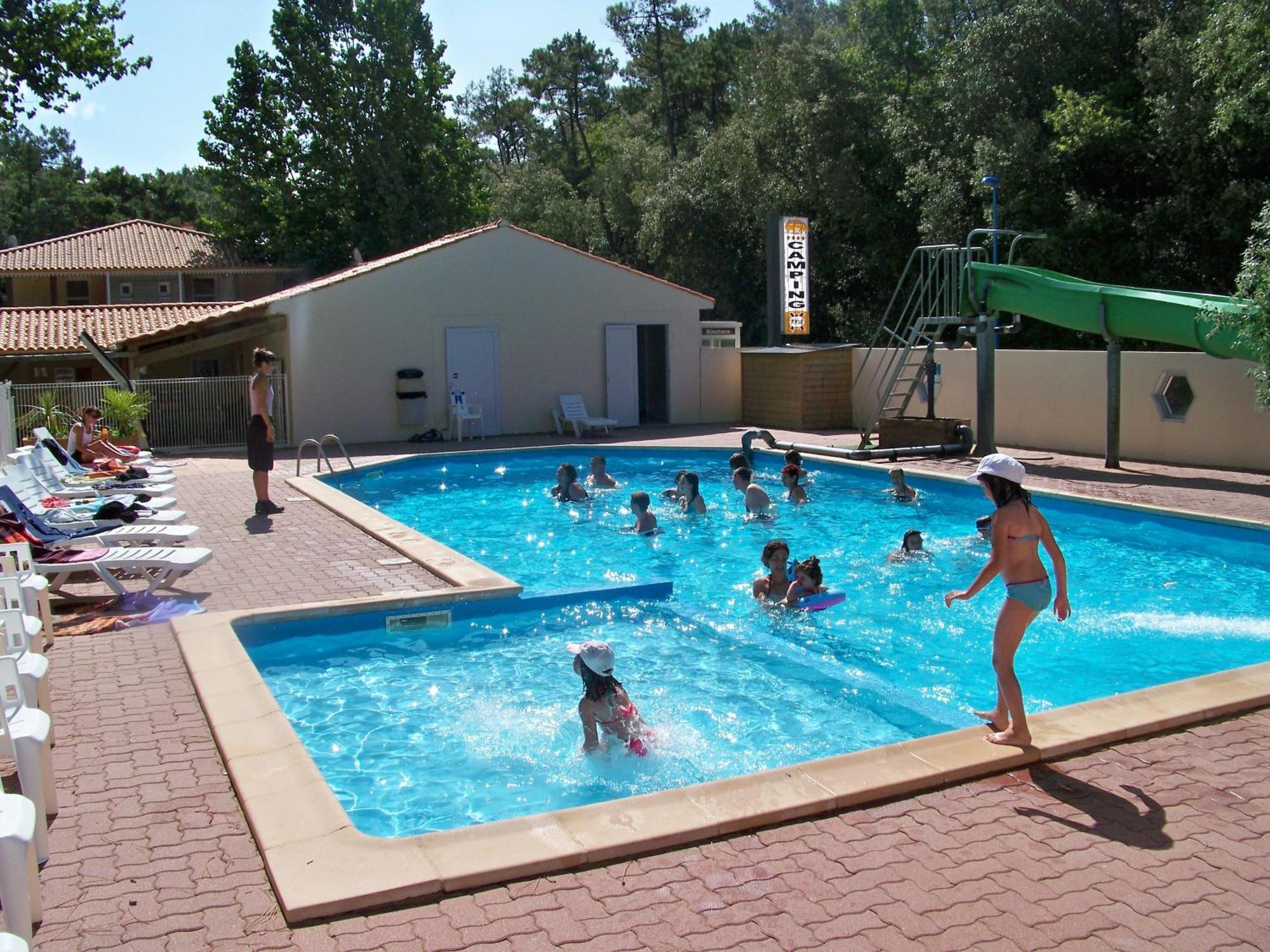 Camping Le Clos Des Pins Longeville-sur-Mer Dış mekan fotoğraf