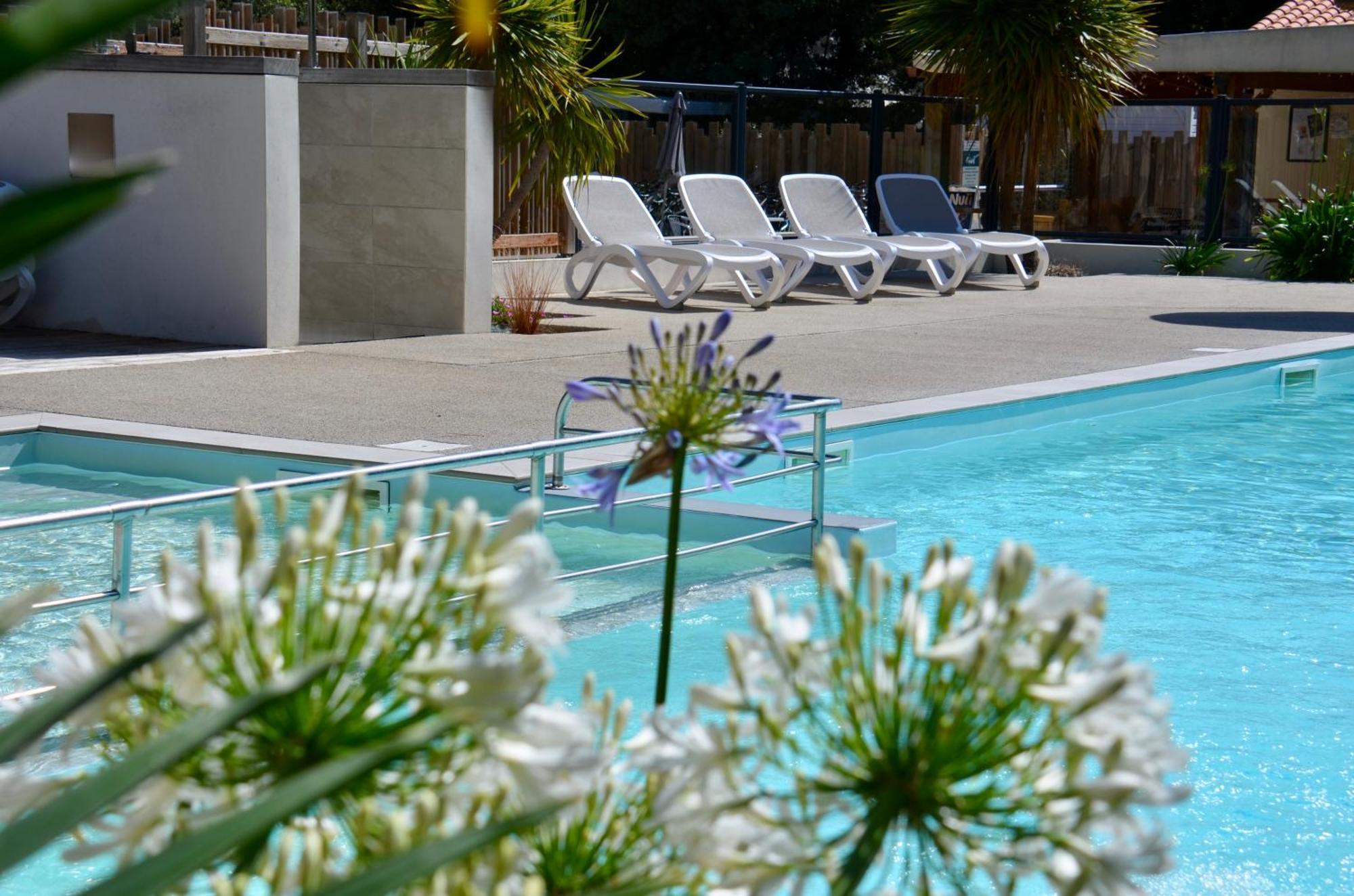 Camping Le Clos Des Pins Longeville-sur-Mer Dış mekan fotoğraf