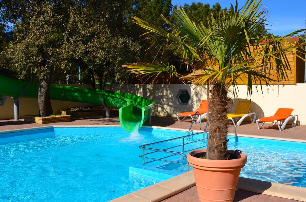 Camping Le Clos Des Pins Longeville-sur-Mer Dış mekan fotoğraf